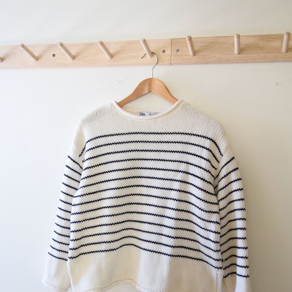 Navy & white knit cotton sweater - Picture 2 of 4